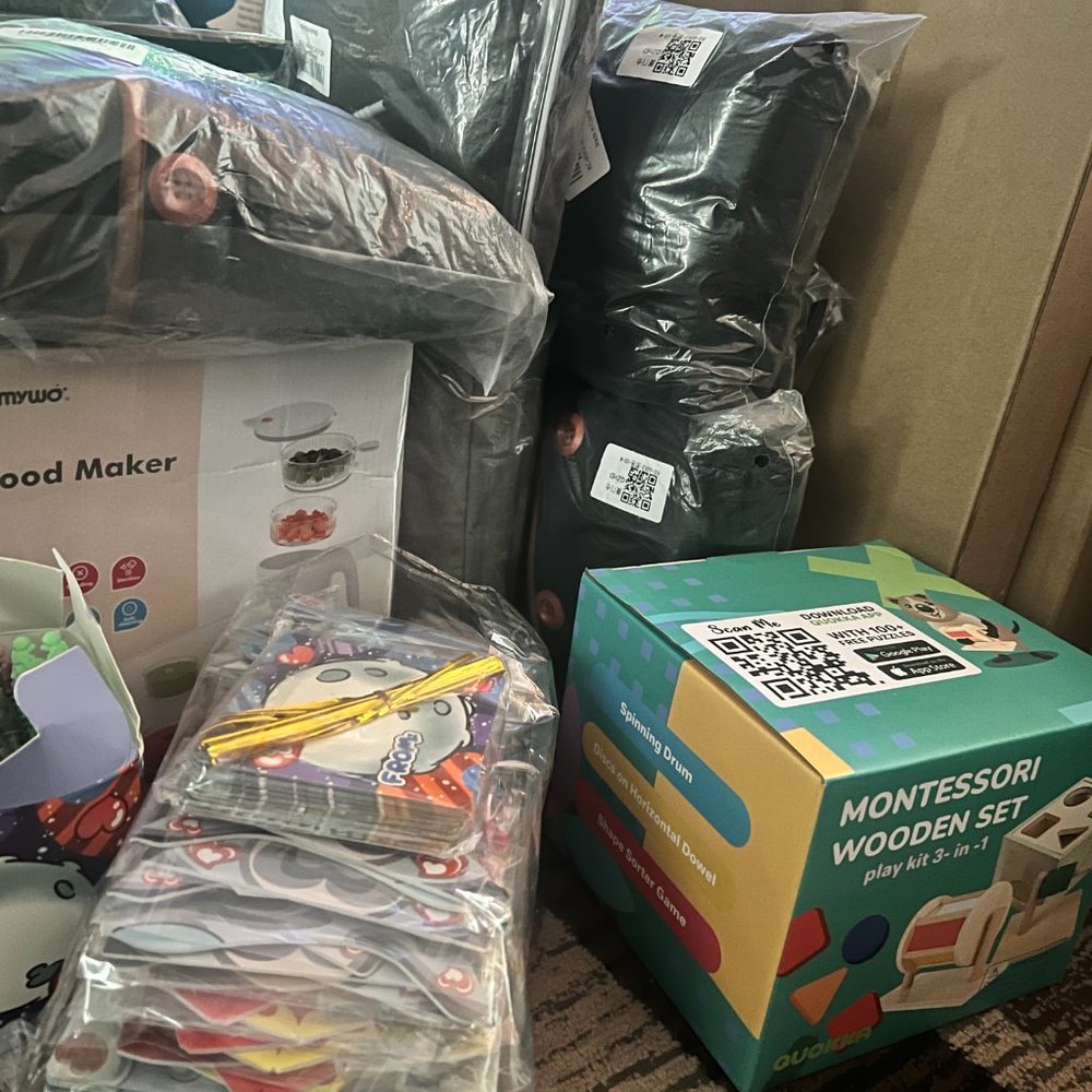 Mystery box! Amazon NEW products (receive random items worth more than double! - Picture 5 of 7